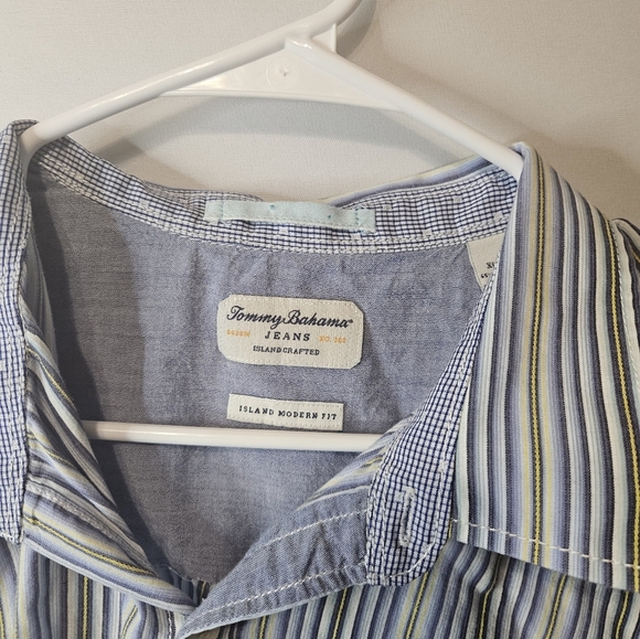 tommy bahama button down shirt xl - Picture 3 of 8